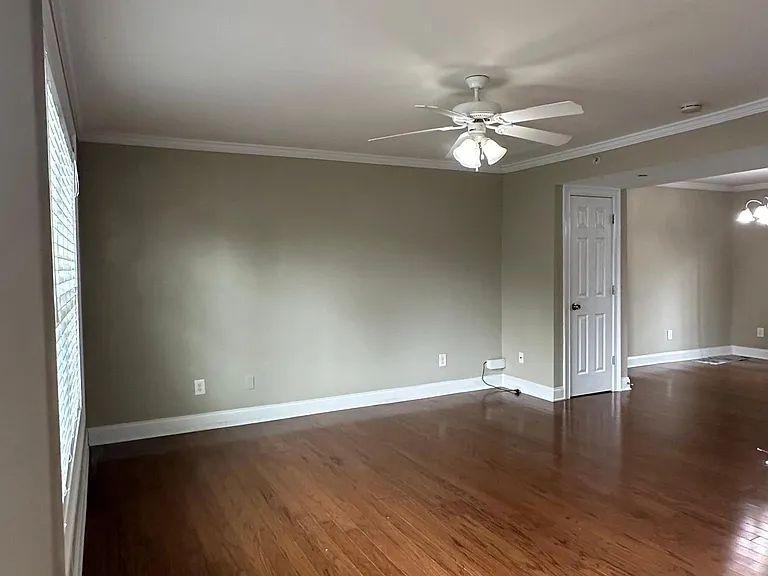 33 Villa Ct SE — Photo 9