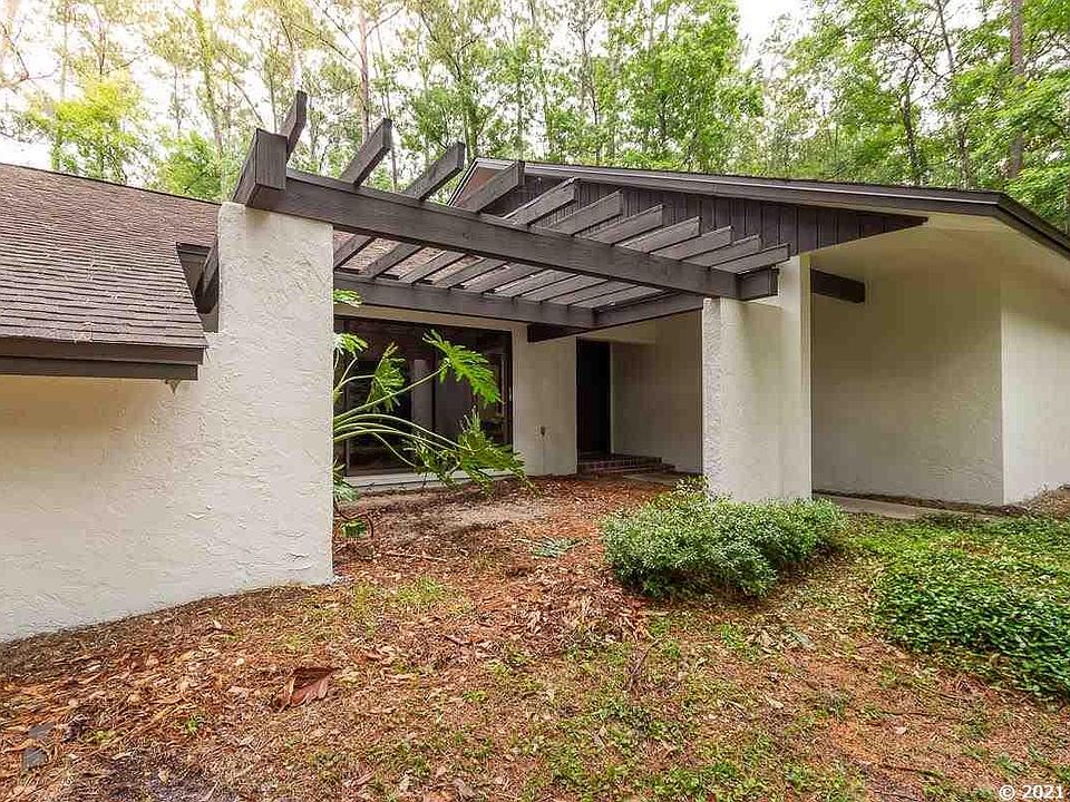1st image of 10826 NW 15th Pl