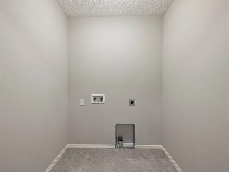 1357 S Normandy Ave — Photo 4