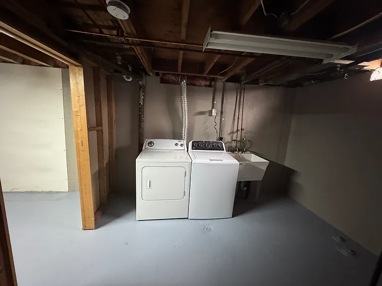 5722 Centralia St — Photo 3