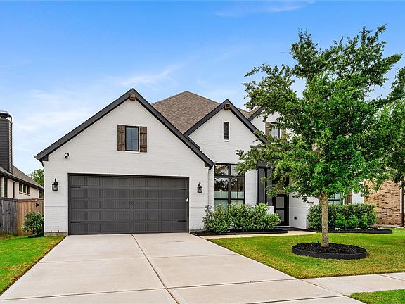 3rd image of 4715 Southpoint Way