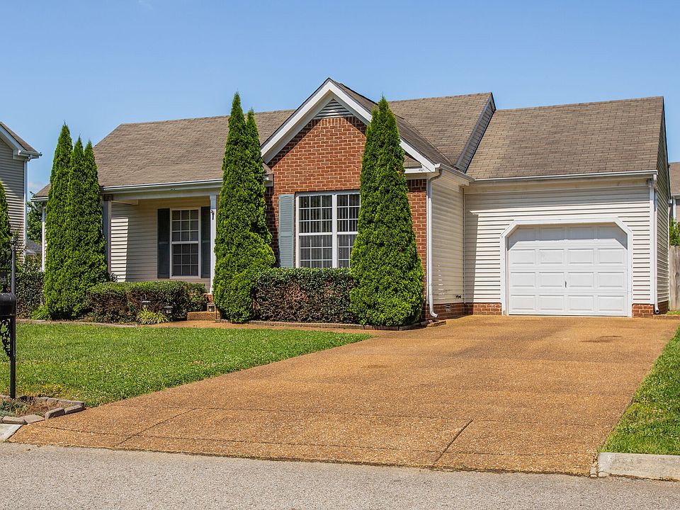 1st image of 1134 Summerville Cir