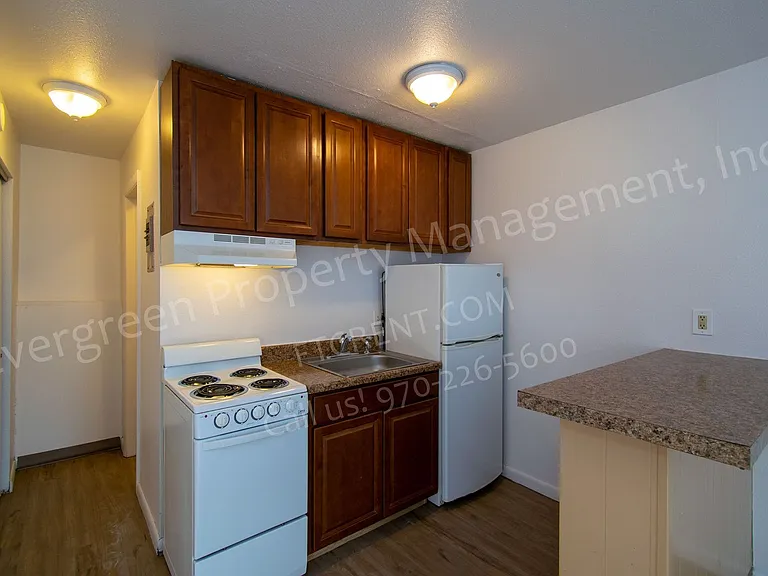 500 W Laporte Ave — Photo 12