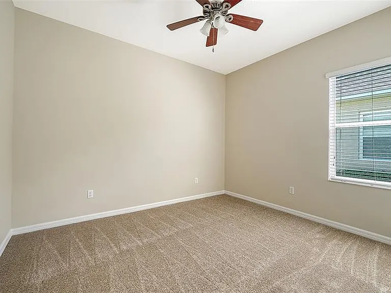 1424 Blue Horizon Cir — Photo 27
