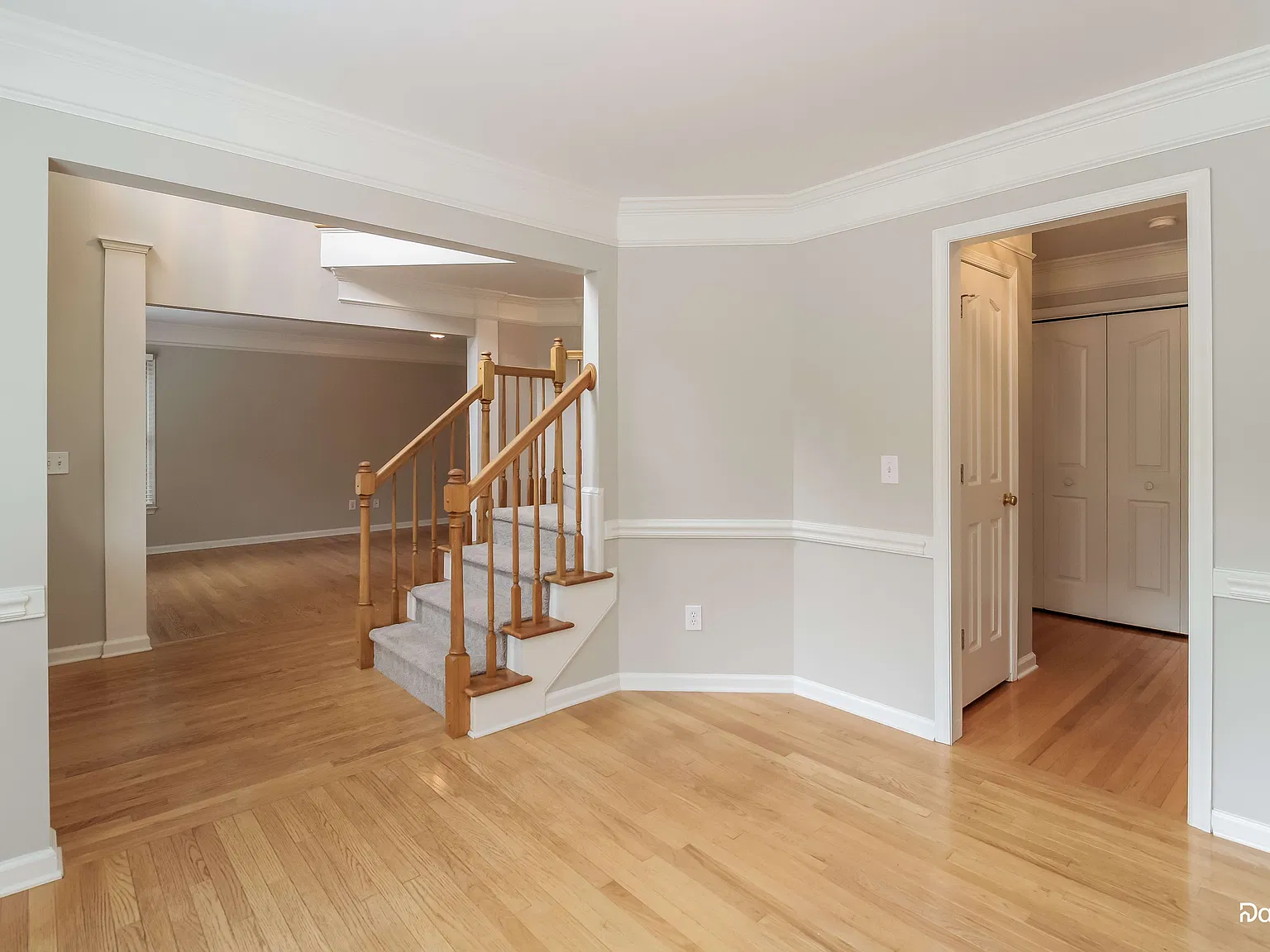 3 bed, 2.5 bath, 2141 sqft, $2,465 — Photo 4