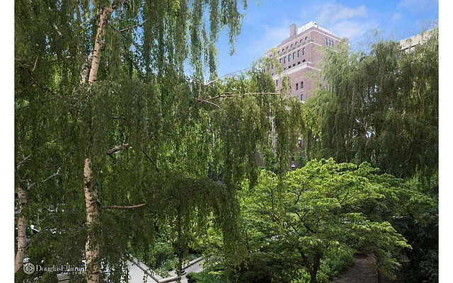 Rented by Douglas Elliman | media 19