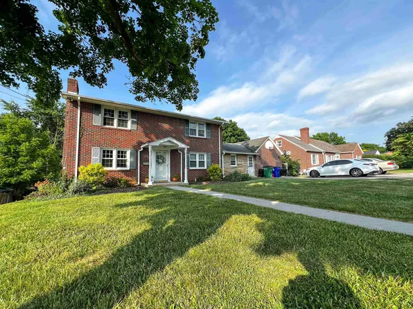 150 Cherry Ln, Christiansburg, VA 24073