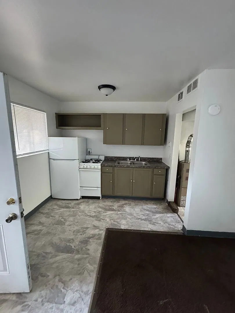 Emerling Apartments — Photo 3