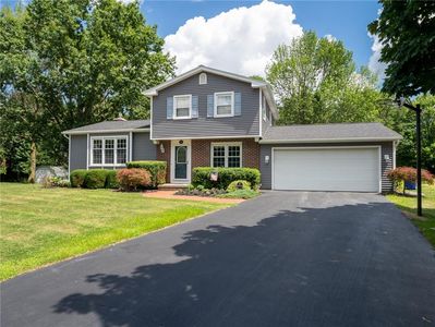 341 Applewood Dr, Rochester, NY, 14612