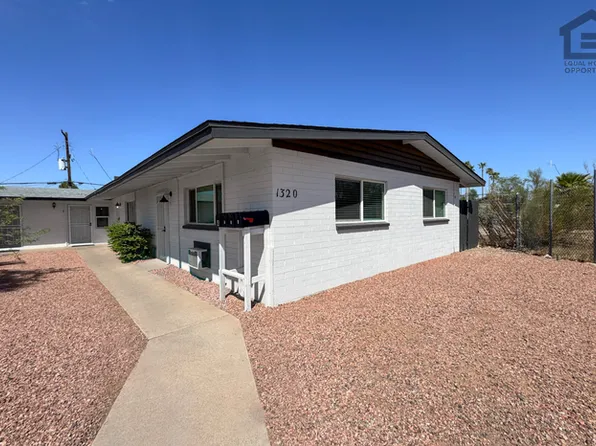 1320 N 48th Pl, Phoenix, AZ