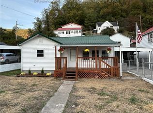 87 Stollings Bypass Rd, Stollings, WV 25646