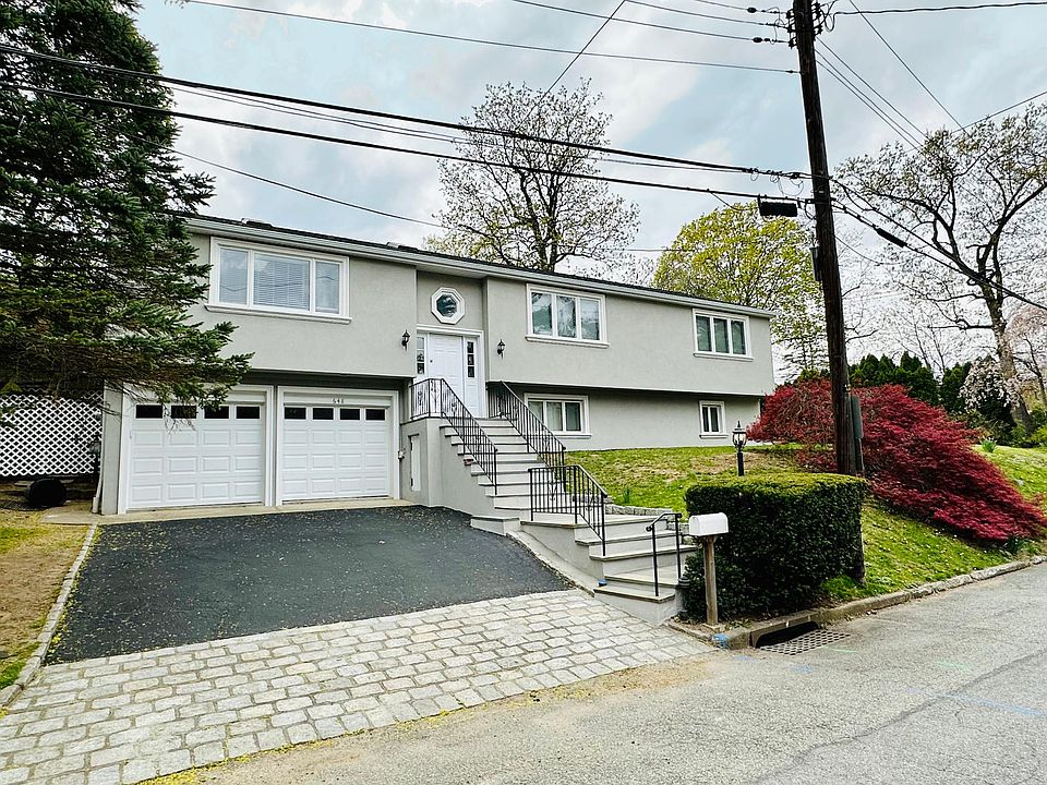 1st image of 648 Wood St