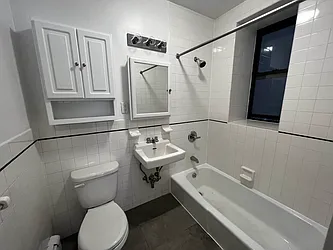 Rented by Salon Realty Corp