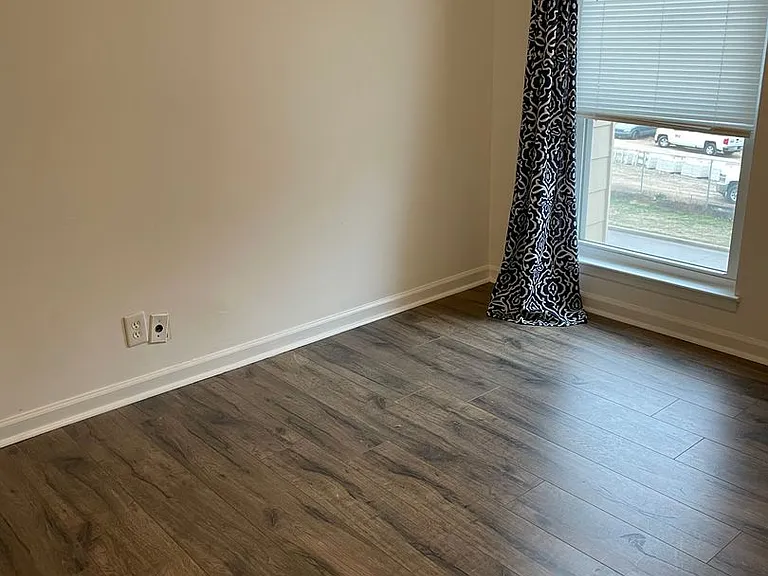 515 Basswood Ave #C-39 — Photo 12