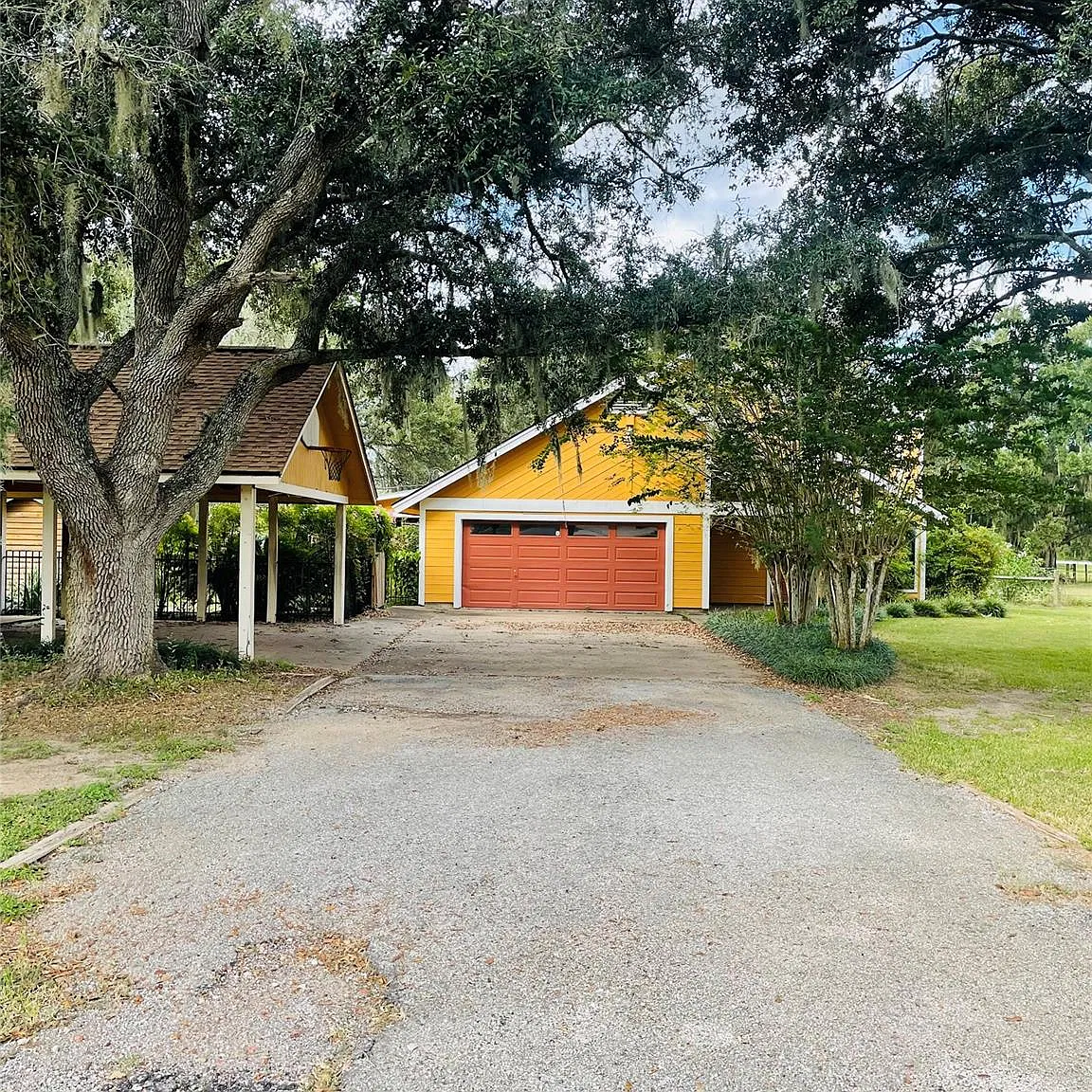 3 bed, 2.0 bath, 2872 sqft, $2,700 — Photo 4