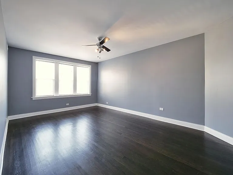 3309 W Bryn Mawr Ave #2 — Photo 2