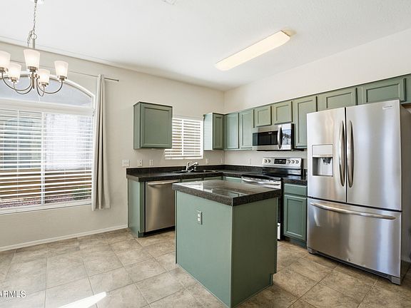 3rd image of 2250 E DEER VALLEY Road #10