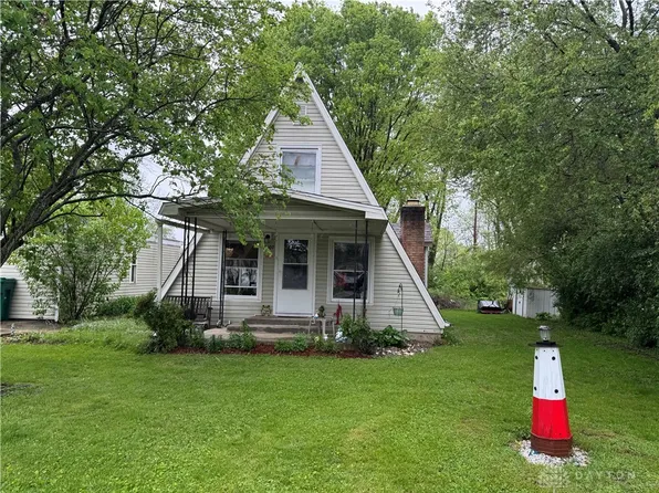 1807 Lincoln Rd, Medway, OH 45341