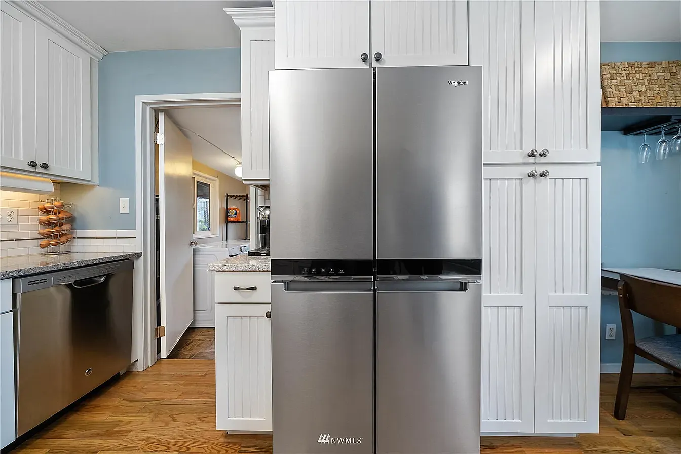 4 bed, 1200 sqft, $3,150 — Photo 4