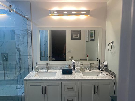 4th image of 280 S Avenida Caballeros Unit 123