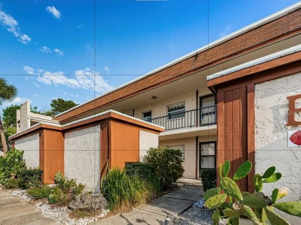 2750 E Bay Dr APT 10E, Largo, FL 33771