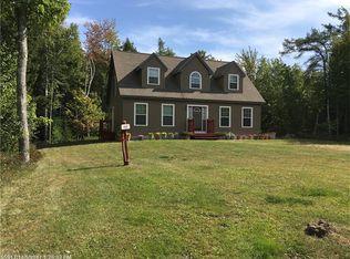 17 Stolt Rd, Lamoine, ME 04605