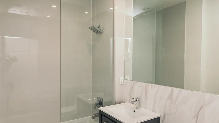 Rented by Nooklyn NYC LLC | media 48