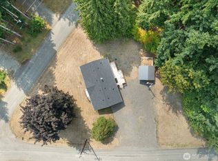 178 Mount Rainier Dr, Packwood, WA 98361