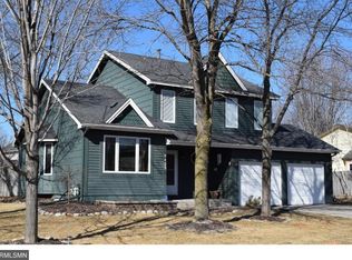 9423 Annapolis Ln N, Maple Grove, MN 55369