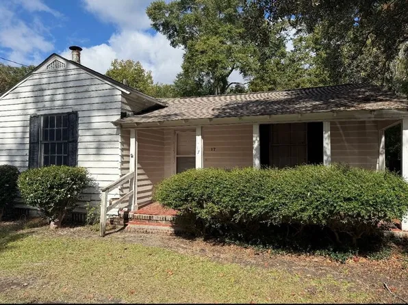 17 E Charlotte Ave, Sumter, SC 29150