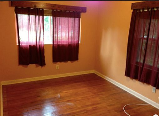 1st image of 828 Brent Dr