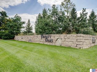 9601 S 60th St, Lincoln, NE 68516