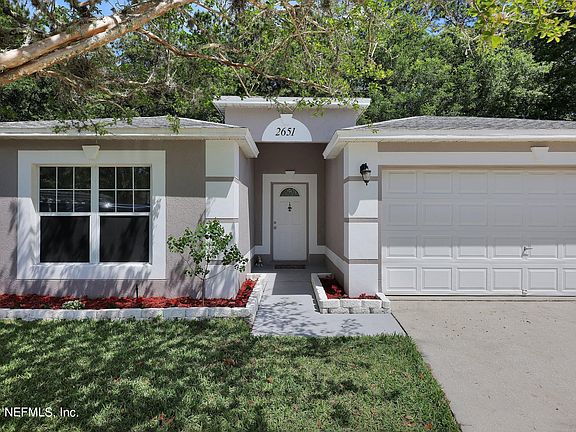 2nd image of 2651 LANTANA LAKES Drive E