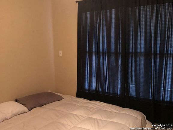 4th image of 347 Maplewood Ln