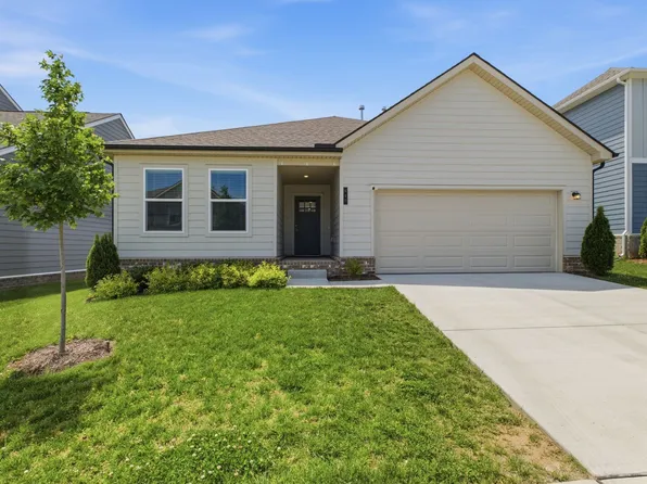 640 Cedar Brook Dr, White House, TN 37188