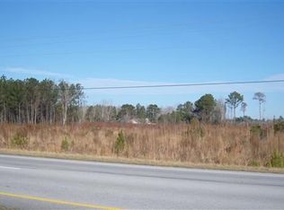 Freedom Way, Hubert, NC 28539
