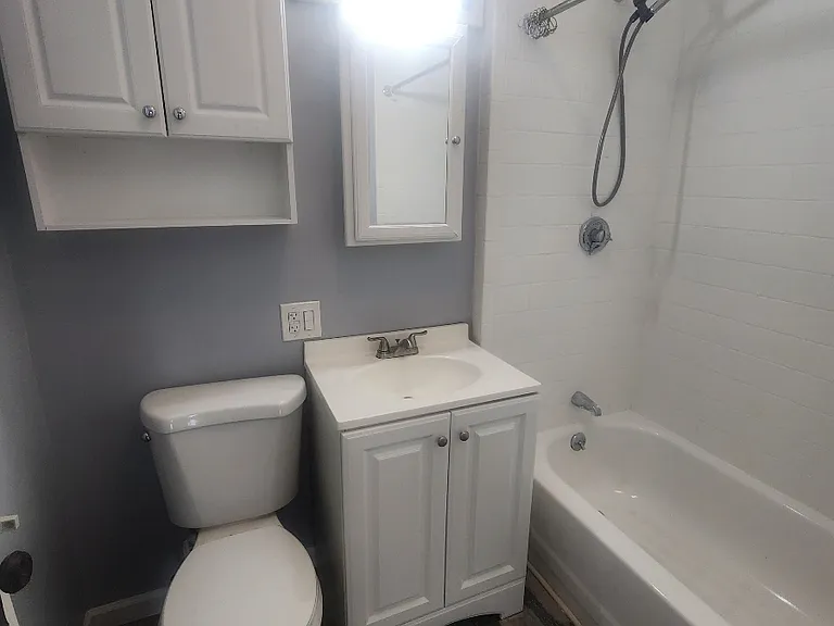 505 Grove St — Photo 20