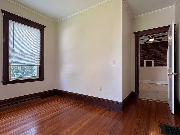48 South Prospect St, #1 — Photo 13