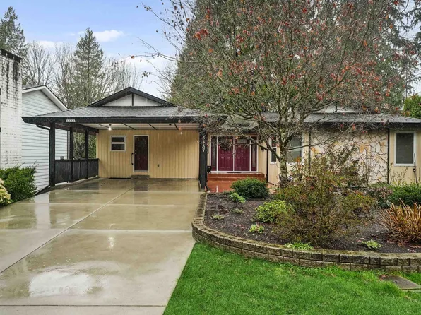 3887 Robin Pl, Pt Coquitlam, BC V3B 4Y6