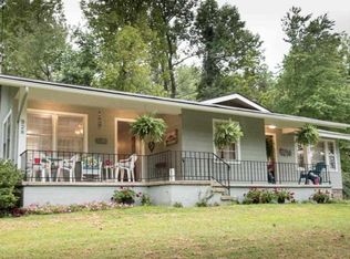 328 Church St, Gatlinburg, TN 37738