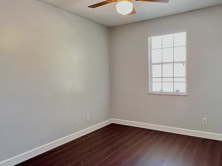 885 Oak Landings Ct — Photo 49