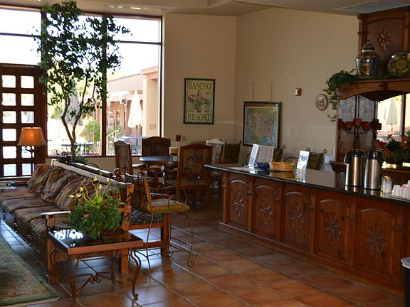 4th image of 1181 W Calle Trio Los Panchos