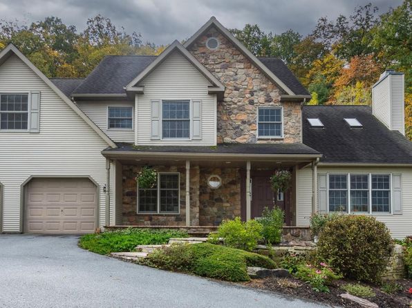 240 Cochise Trl, Lock Haven, PA 17745