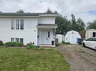 29 Thaddee St, Dieppe, NB E1A 6V4