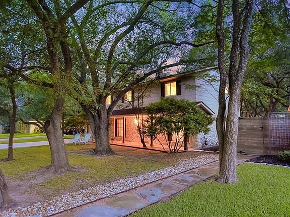 2nd image of 4105 Rockford Ln