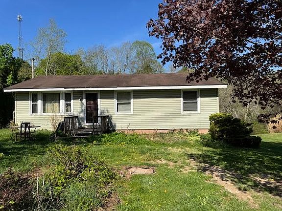 2nd image of 1225 Stanaford Rd