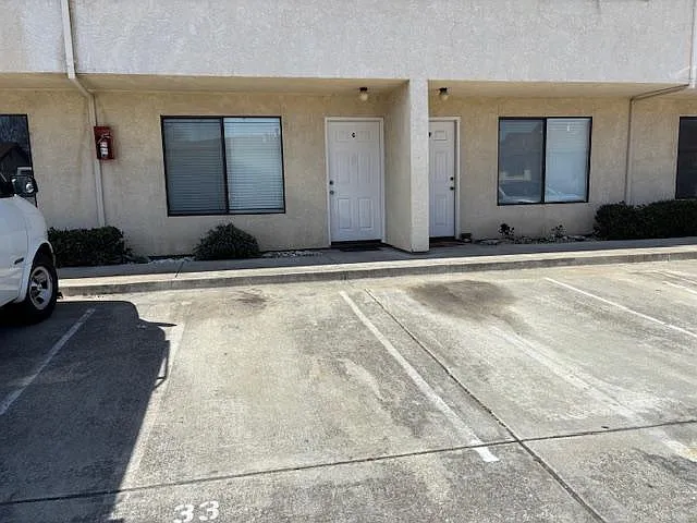 907 Elgin St #G — Photo 16