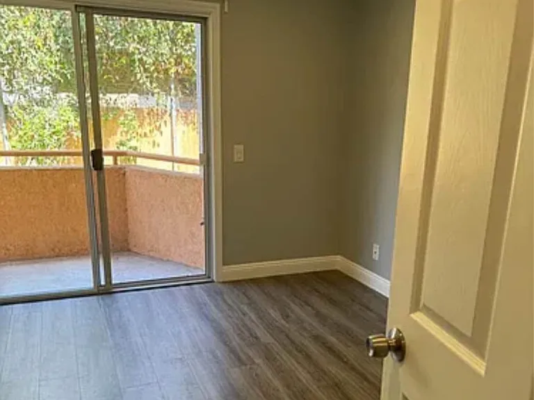 14005 Arthur Ave #22 — Photo 2