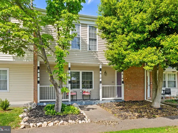 284 Jackson St, Warrenton, VA 20186