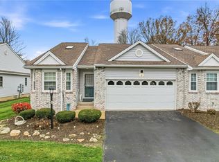 10 Harneds Lndg, Cortland, OH